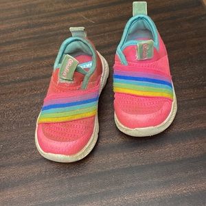 Toddler shoes size 5